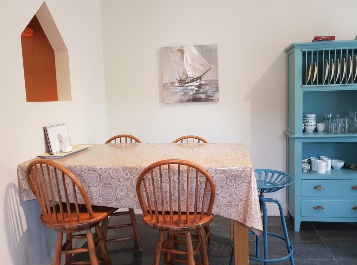 Ethan Cottage Cill Airne Esterno foto