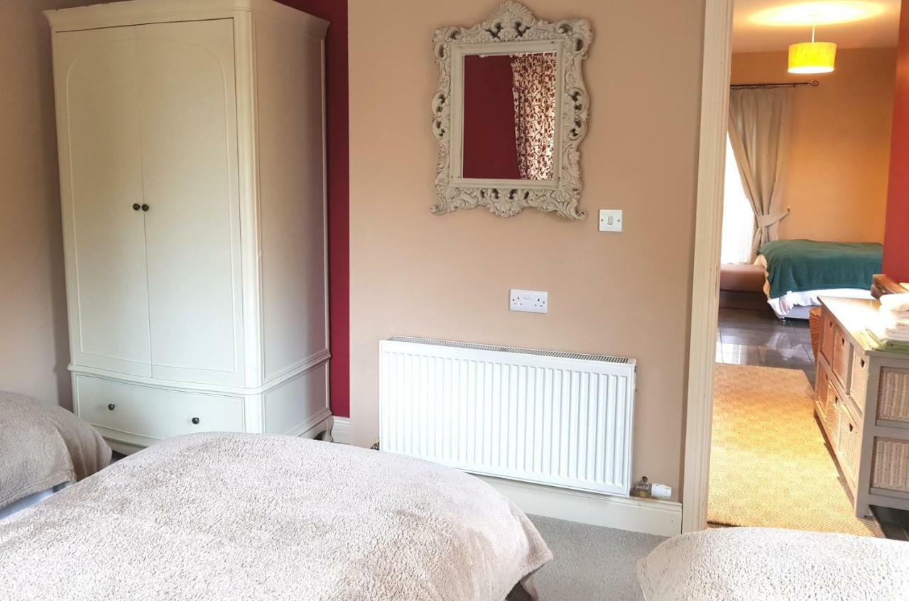 Ethan Cottage Cill Airne Esterno foto
